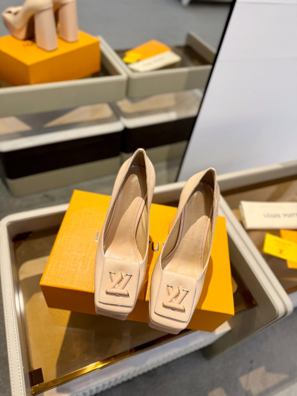Louis Vuitton Shake Pump 120mm Beige Cowhide