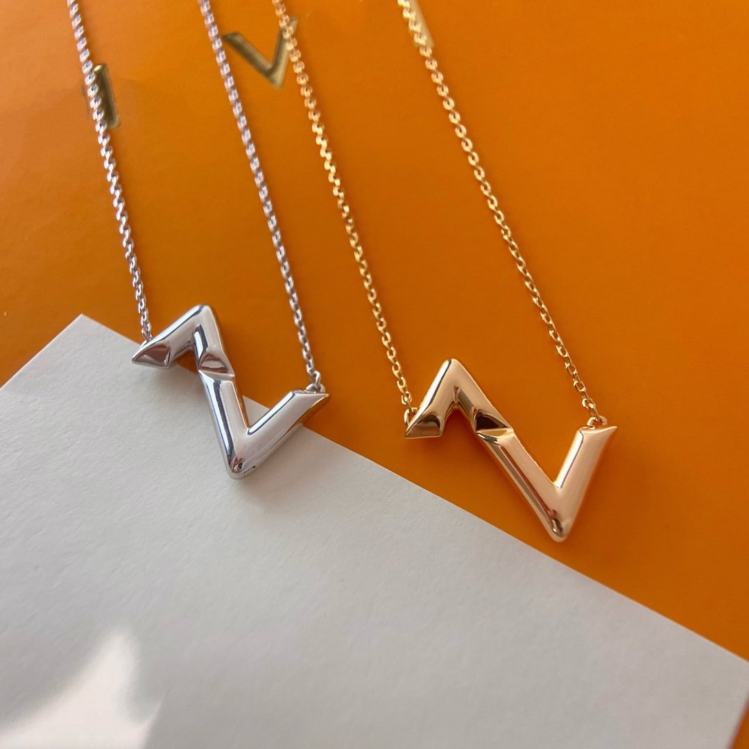 Louis Vuitton VOLTE UPSIDE DOWN NECKLACE