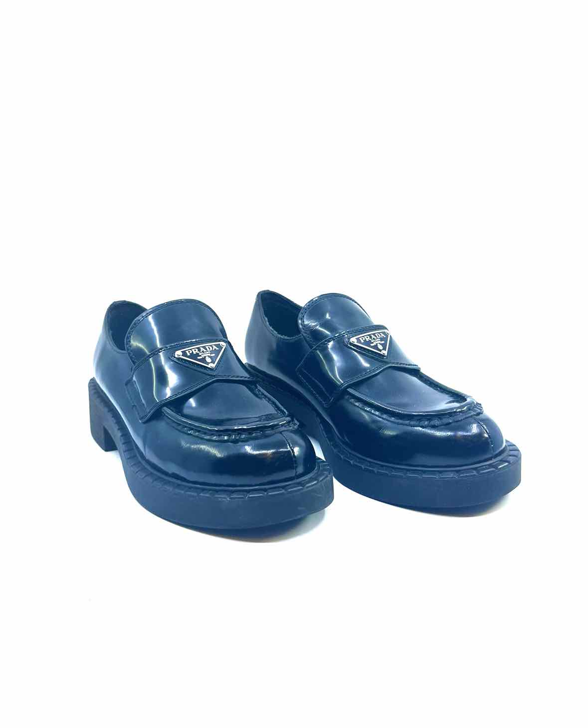 PRADA Size 40 Black Leather Loafers