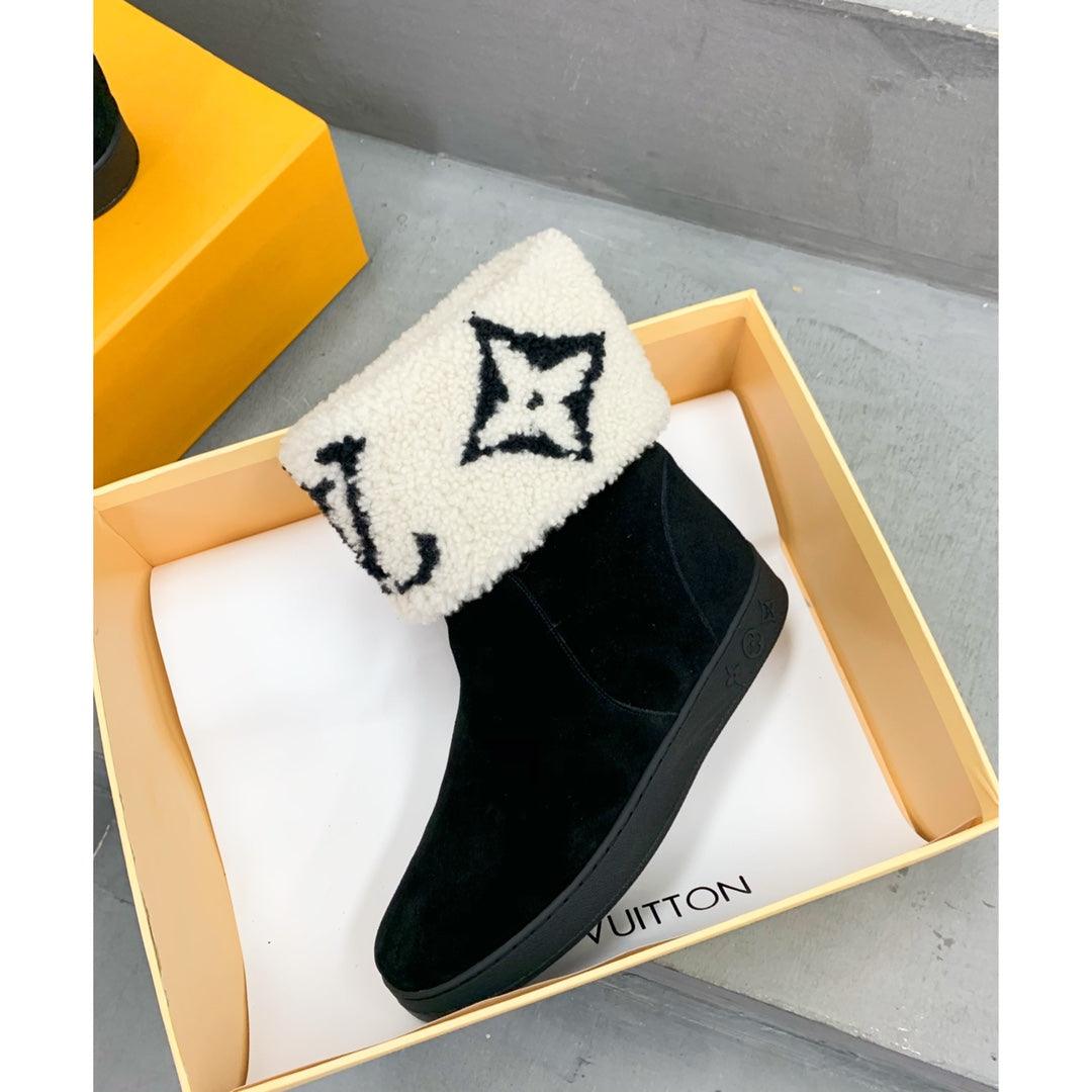 Louis Vuitton Snowdrop Flat Ankle Boot Black Mix White Monogram White Suede