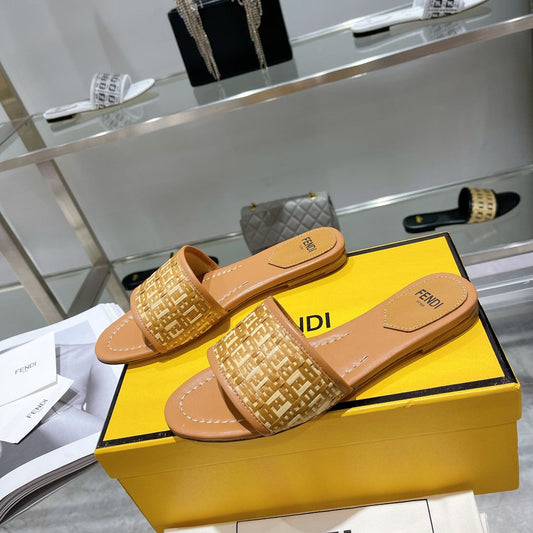 FENDI FF Women Raffia Sandal Tan
