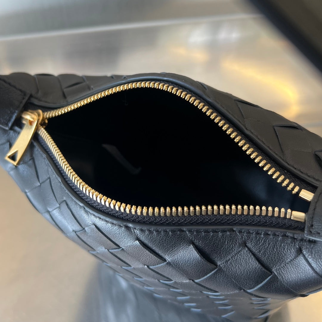 Bottega Veneta CANDY WALLACE 17 IN BLACK CALFSKIN