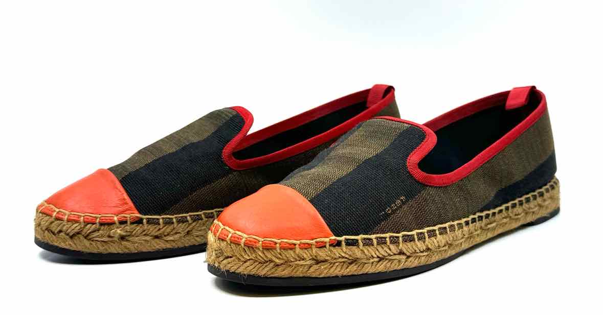FENDI Flats | Size 7