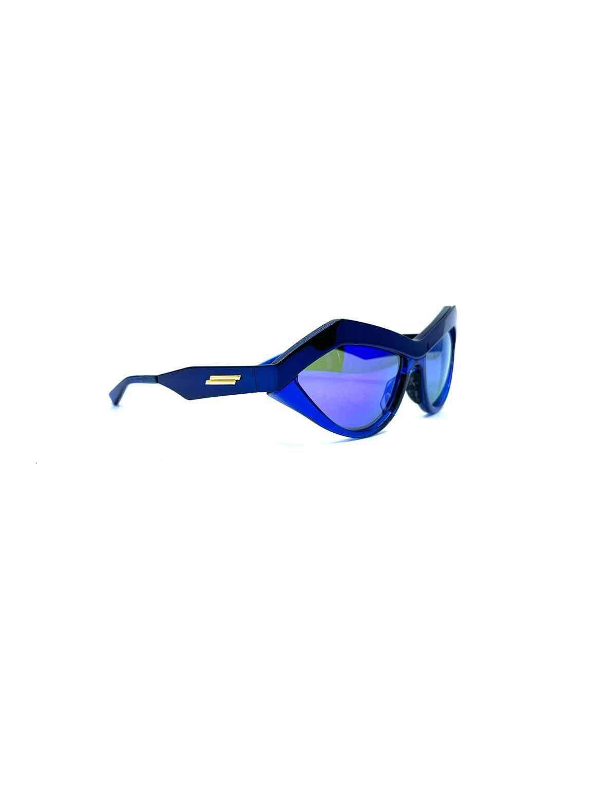 BOTTEGA VENETA Blue Cat Eye Sunglasses