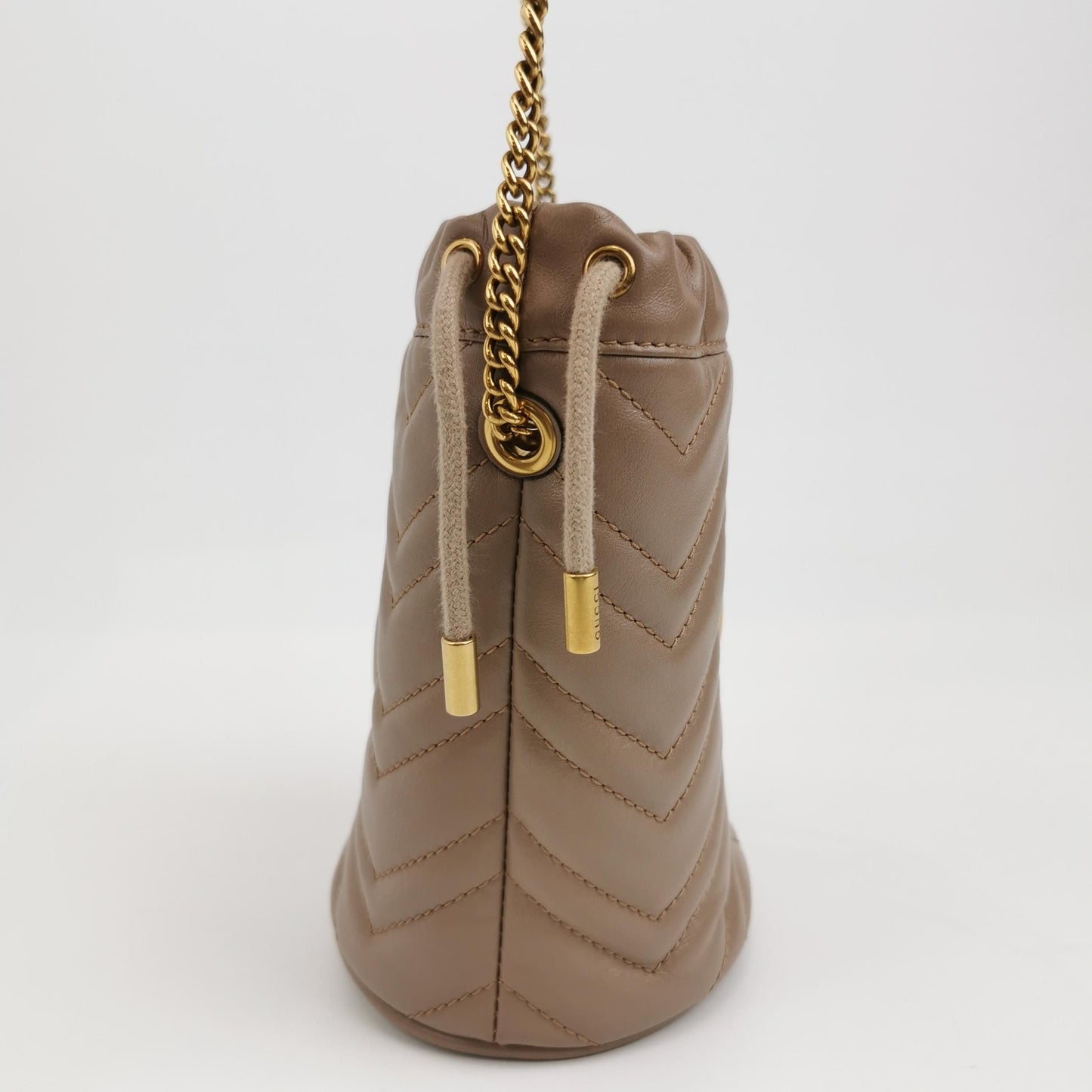 Preloved Gucci GG Marmont Mini Leather Solid V-stitch Quilted Double G Bucket Bag Shoulder Bag Crossbody Bag 250420781157874