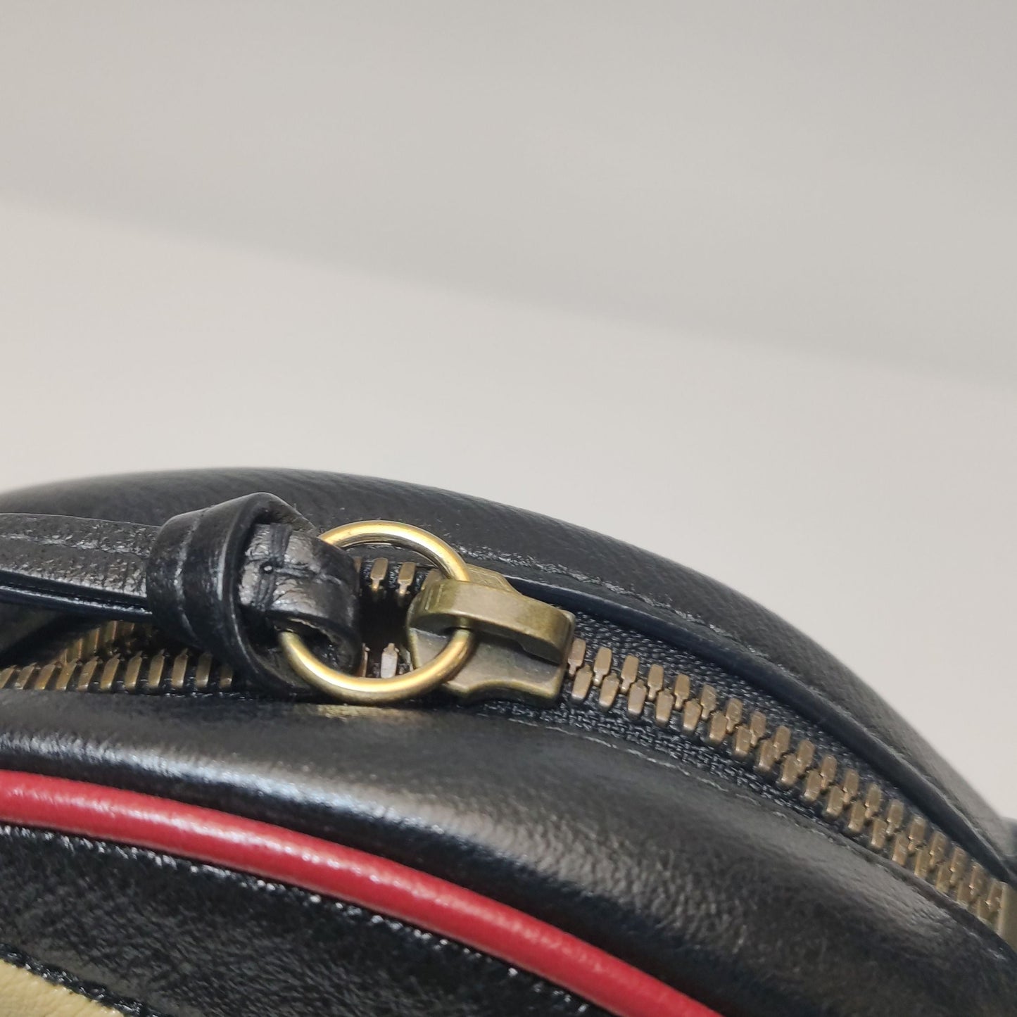Preloved Gucci GG Marmont Mini Leather Shoulder Bag 250528781212222