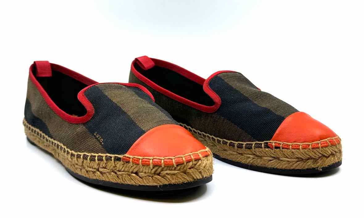 FENDI Flats | Size 7