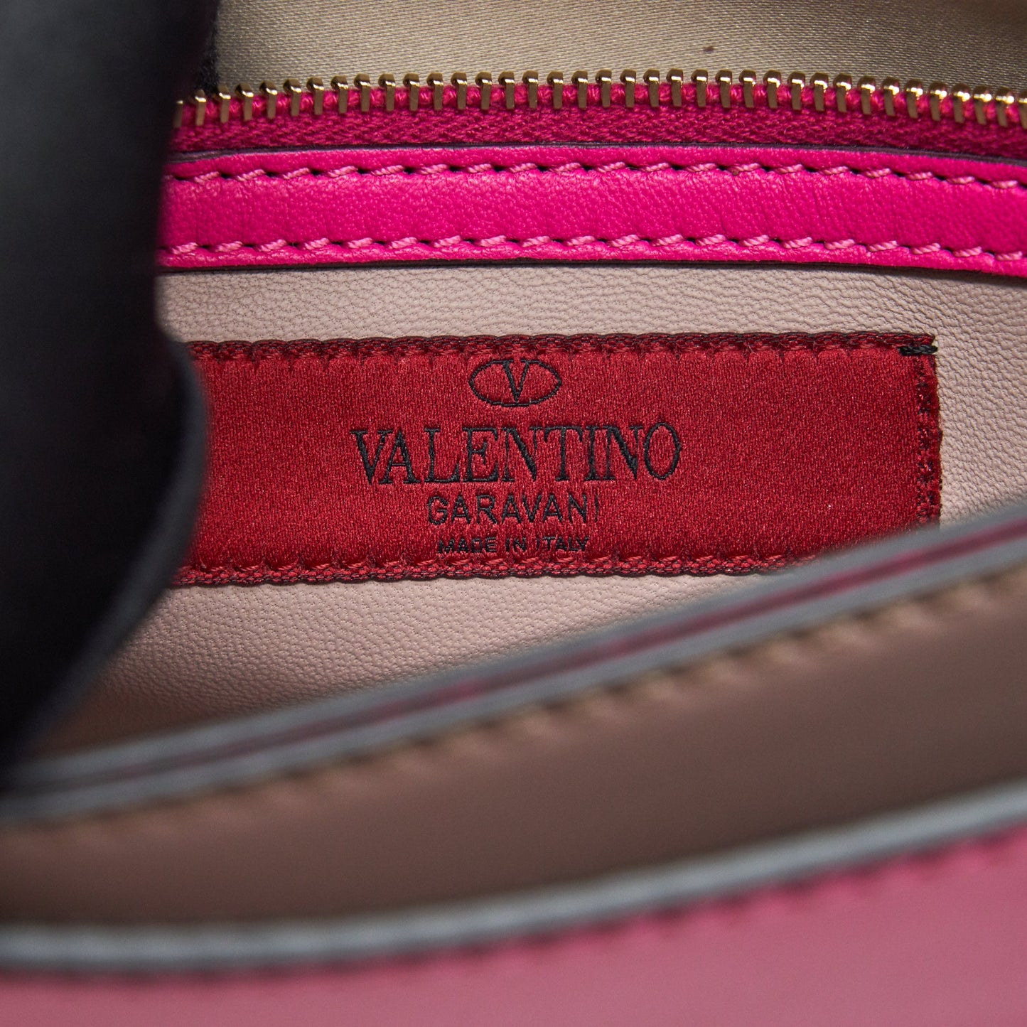 Valentino Rockstud Clutch Pink GHW