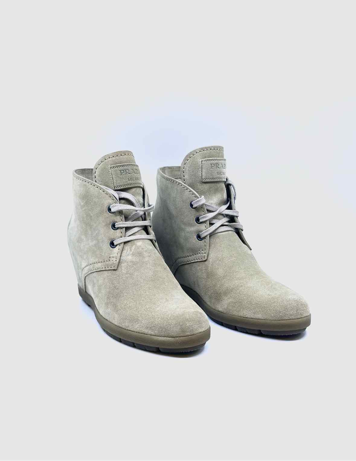PRADA Size 8 Beige Suede Solid Ankle Boot