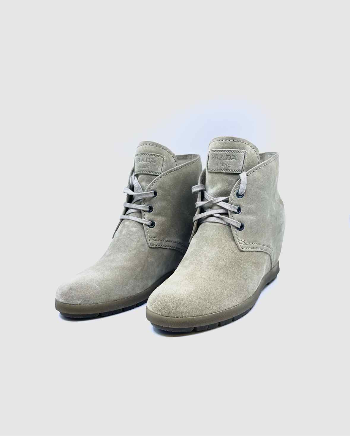 PRADA Size 8 Beige Suede Solid Ankle Boot