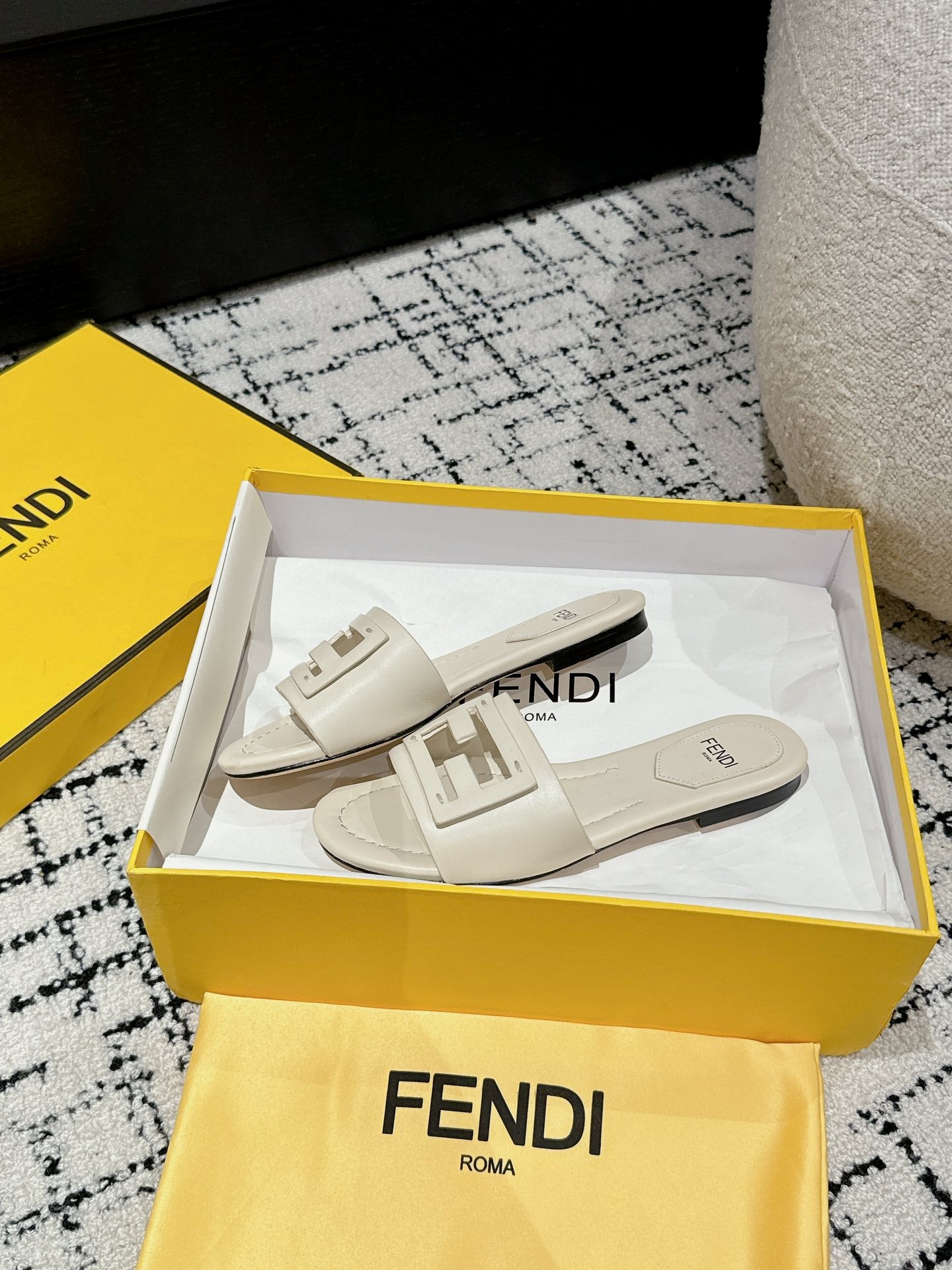 FENDI FF Baguette Ivory Leather Slide