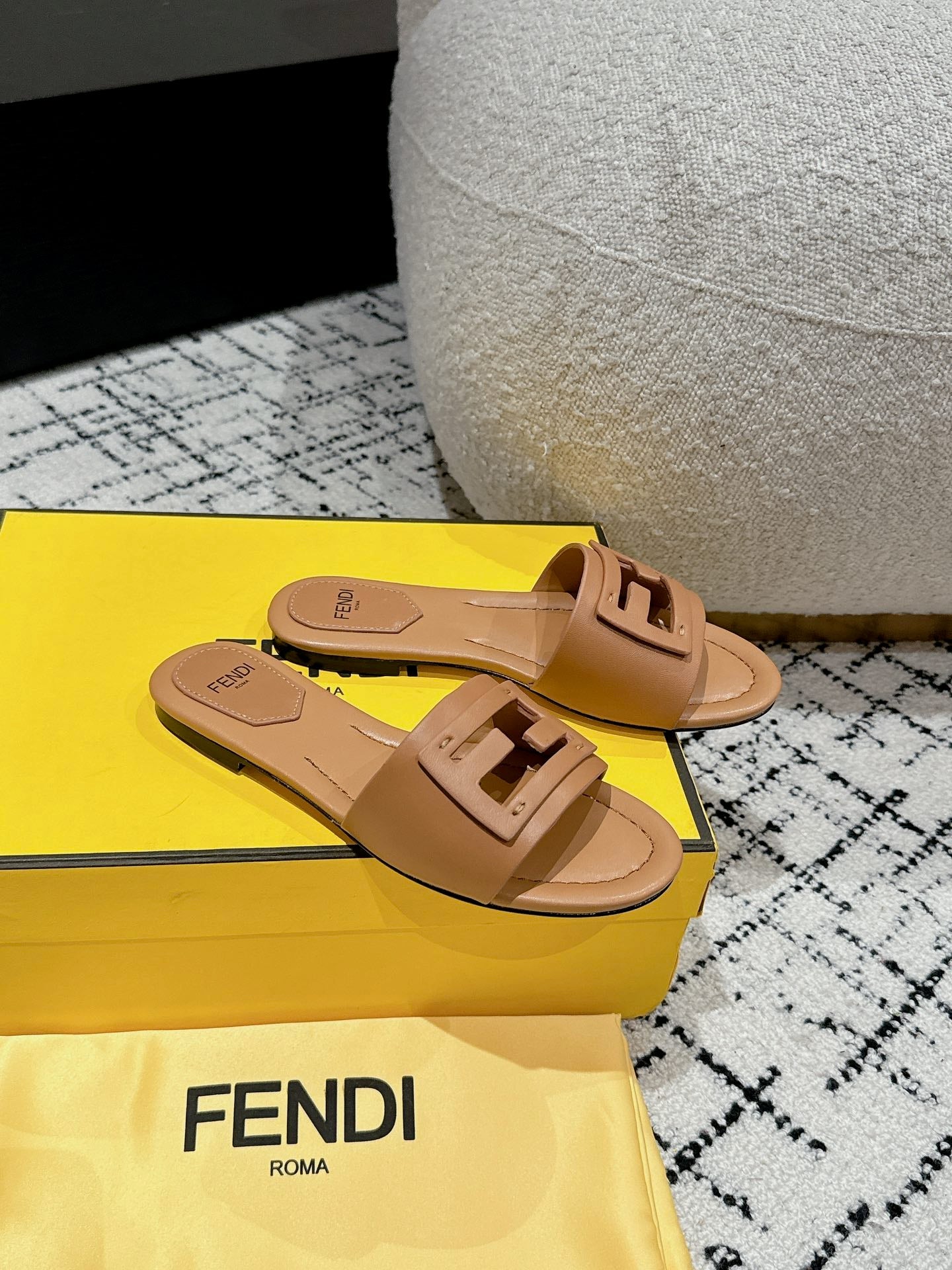 FENDI FF Baguette Light Brown Leather Slide