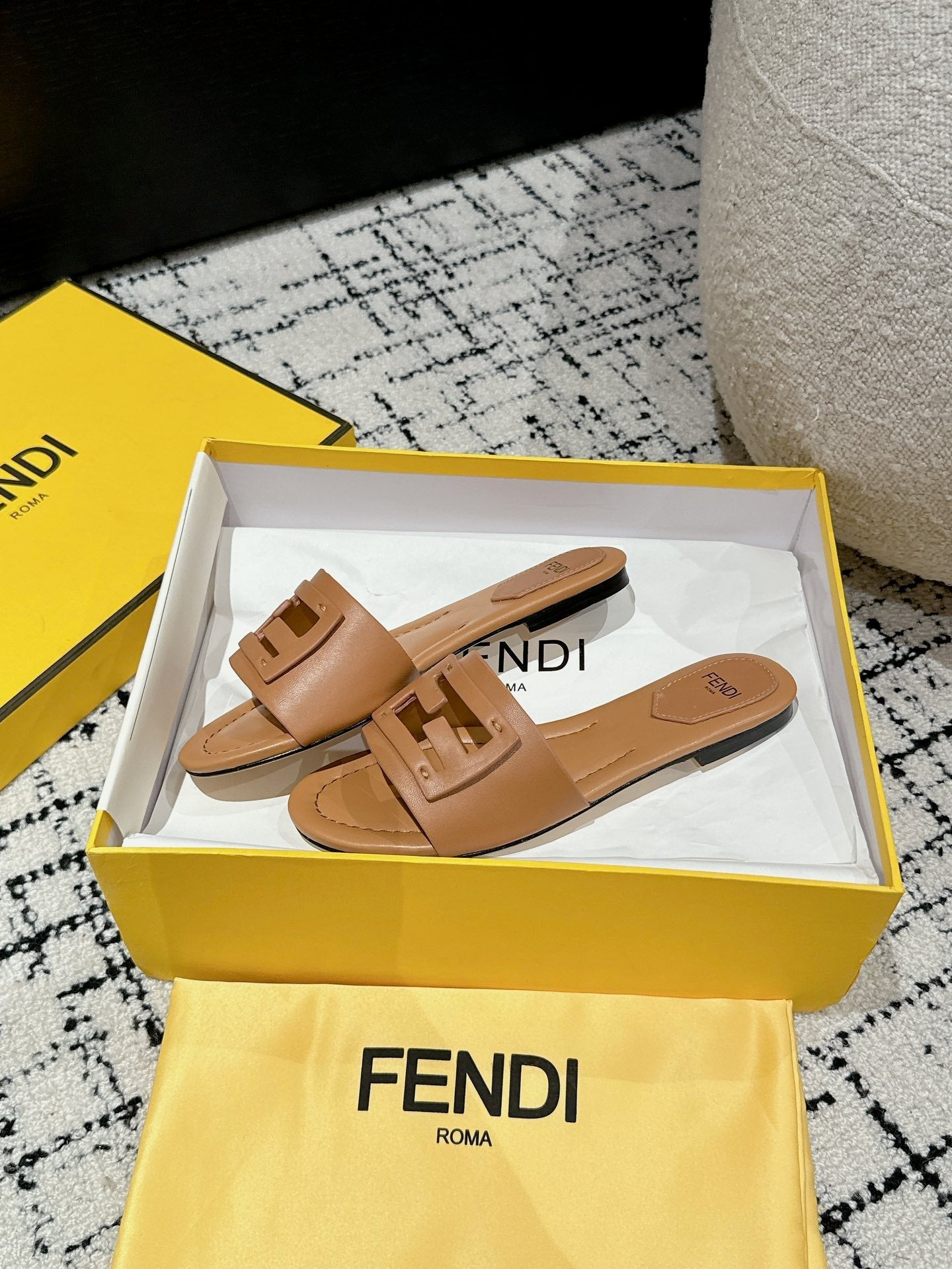 FENDI FF Baguette Light Brown Leather Slide