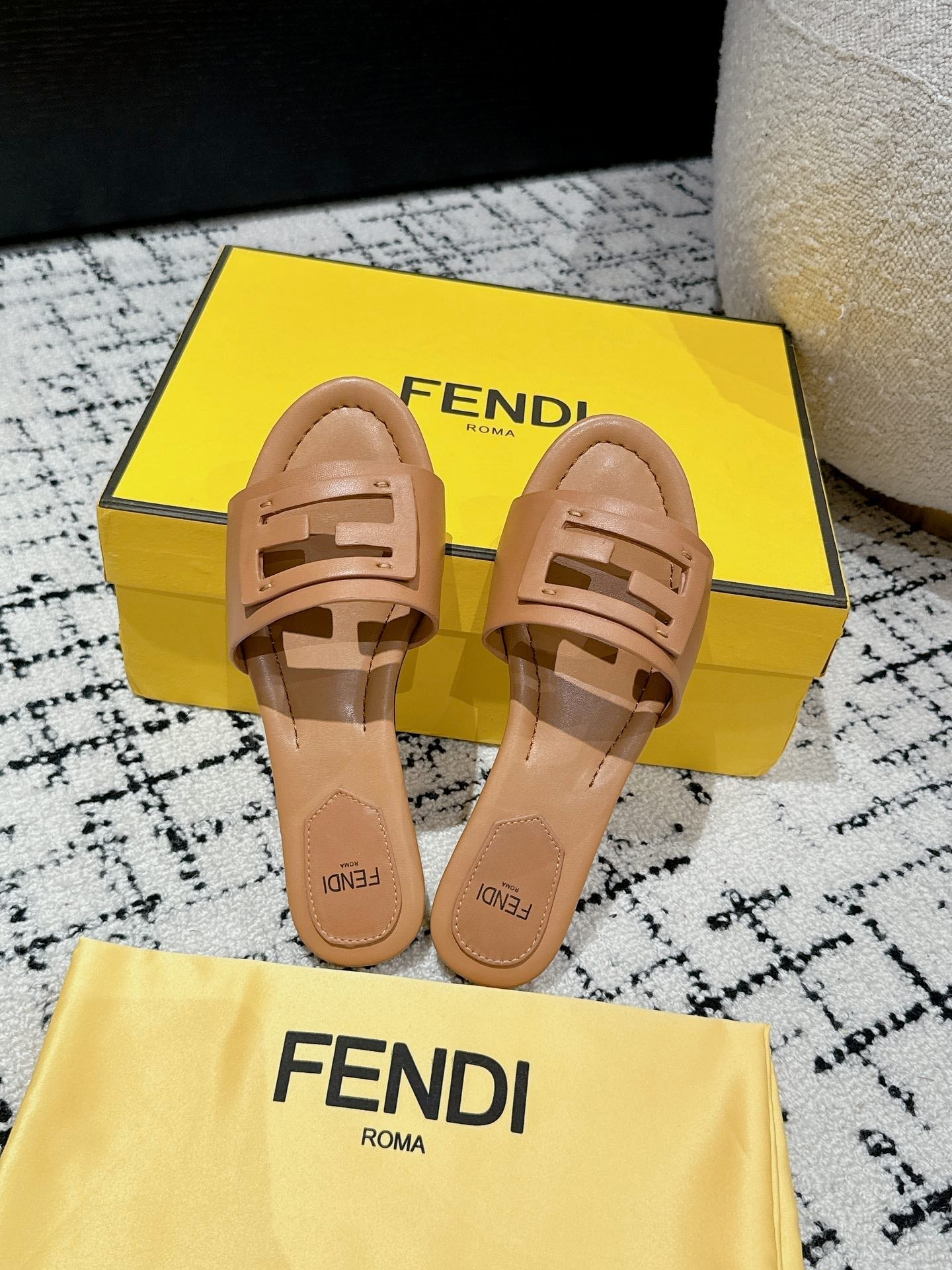 FENDI FF Baguette Light Brown Leather Slide