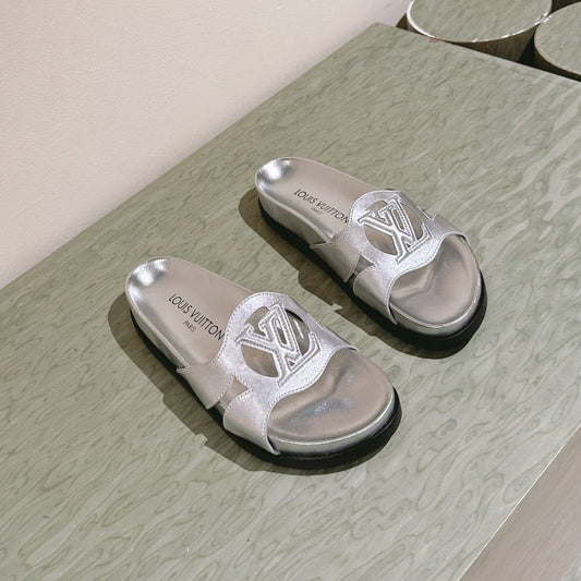 Louis Vuitton sandal isola flat mule silver metalic calfskin