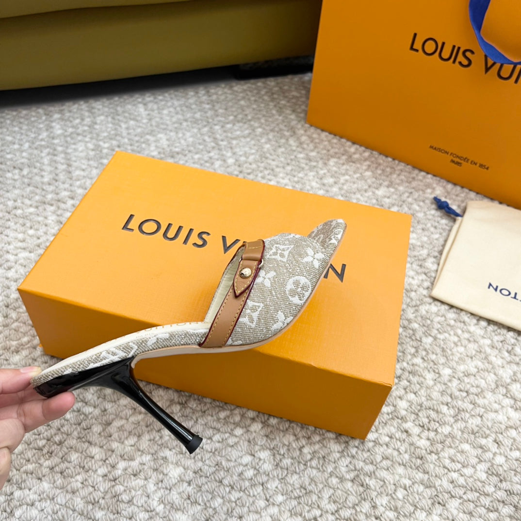 Louis Vuitton neo revival 90 grey monogram denim calfskin