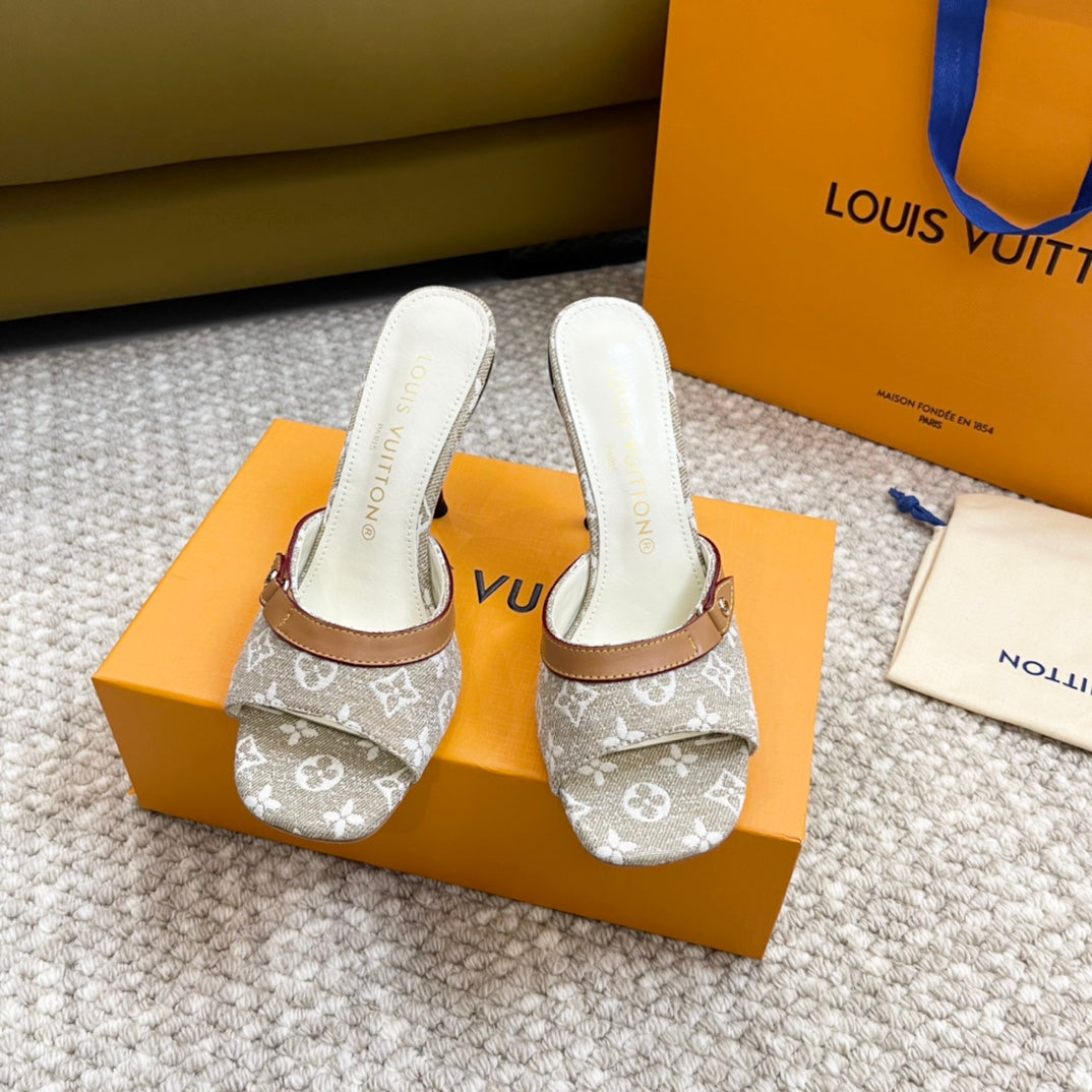 Louis Vuitton neo revival 90 grey monogram denim calfskin
