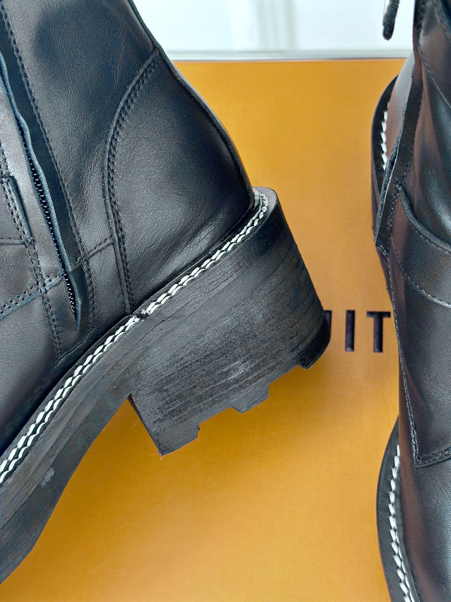 Louis Vuitton Beaubourg Ankle Boot 30mm Black Calfskin