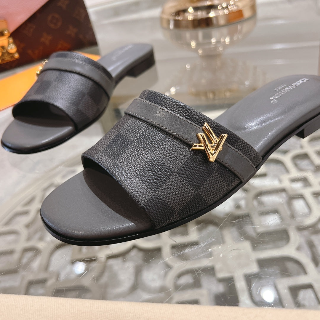 Louis Vuitton sandal isola flat mule black damier calfskin