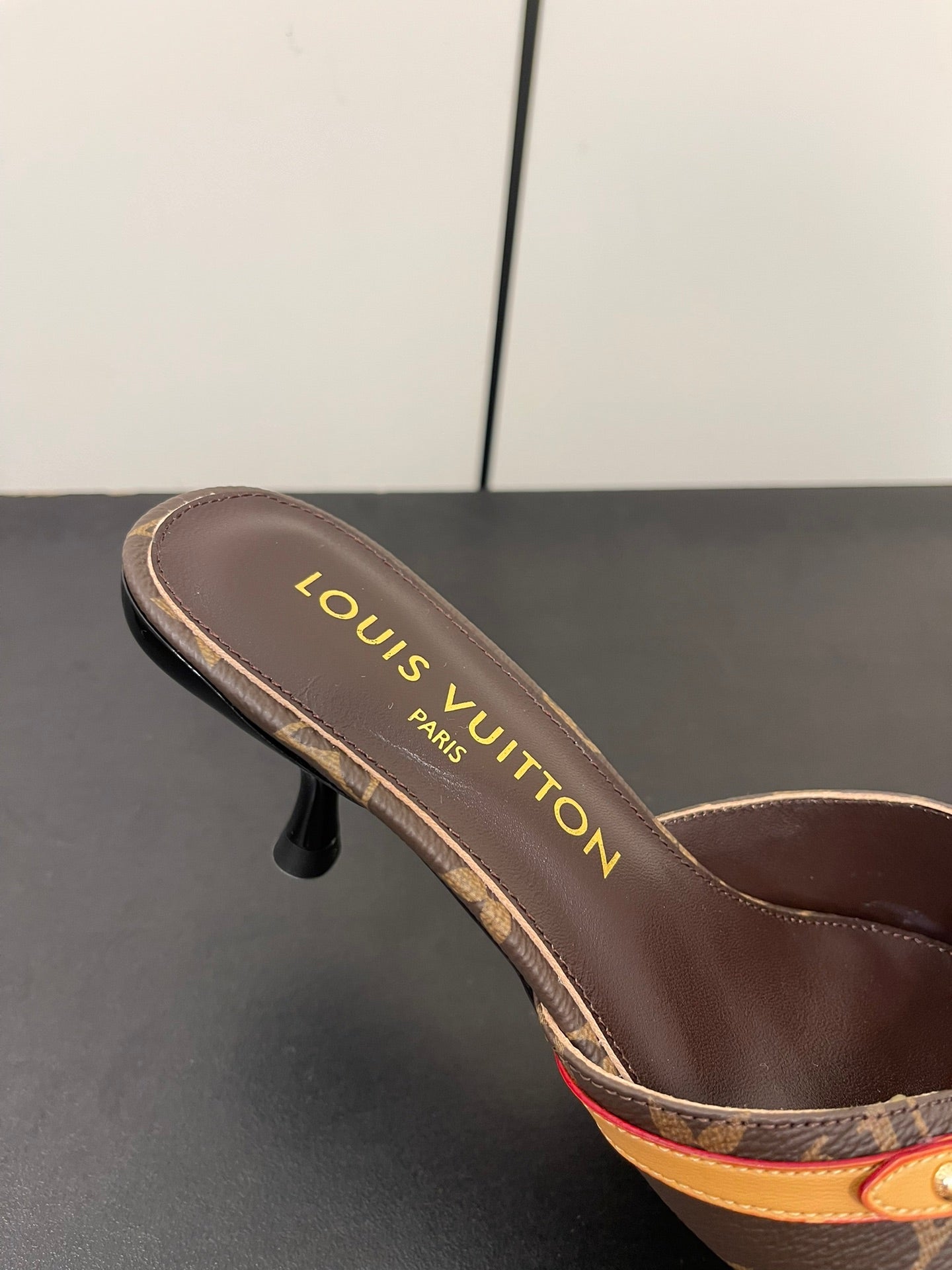 Louis Vuitton neo revival 50 brown monogram calfskin