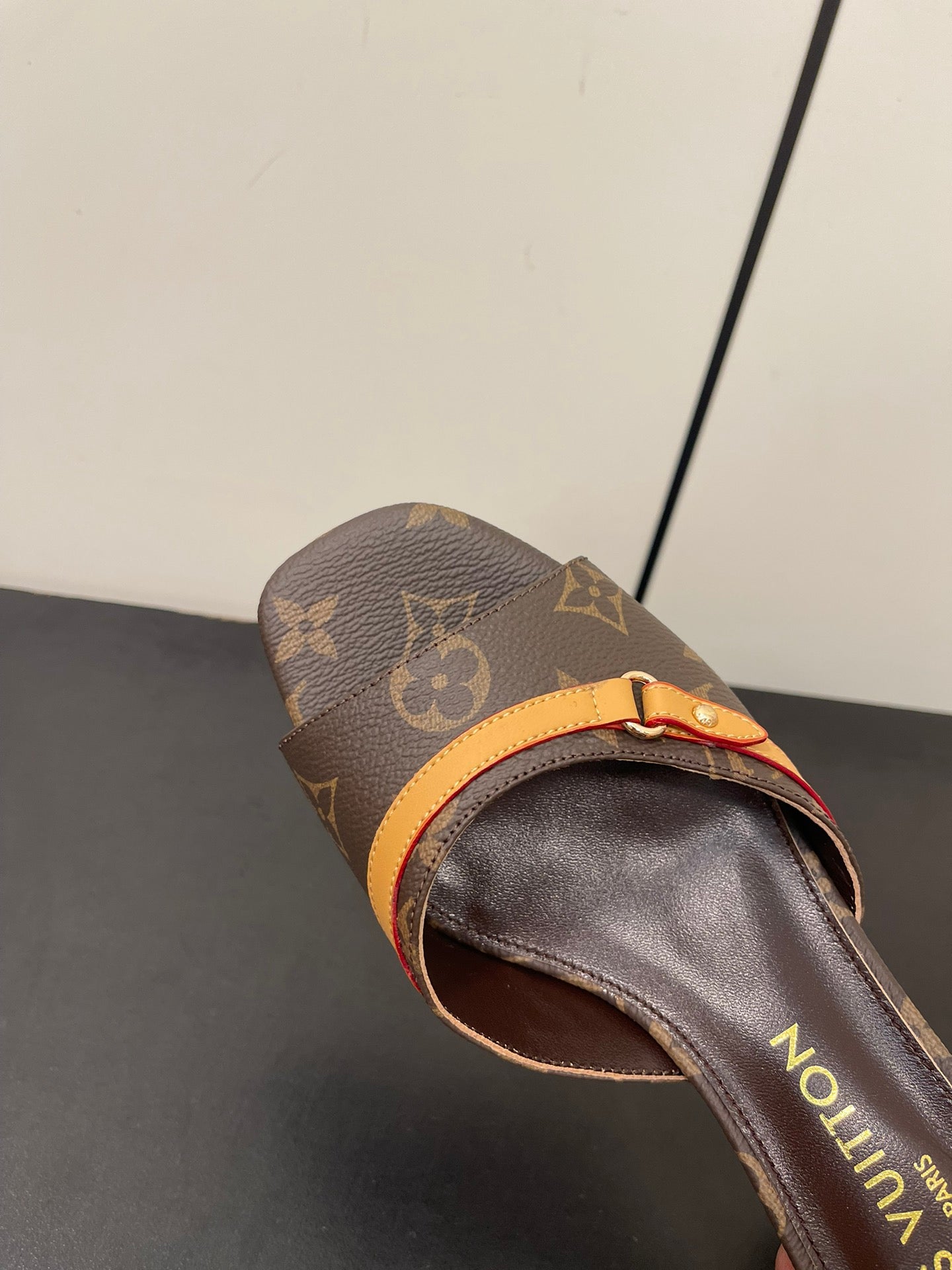 Louis Vuitton neo revival 50 brown monogram calfskin