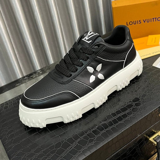 Louis Vuitton SNEAKER BLACK MONOGRAM CALFSKIN