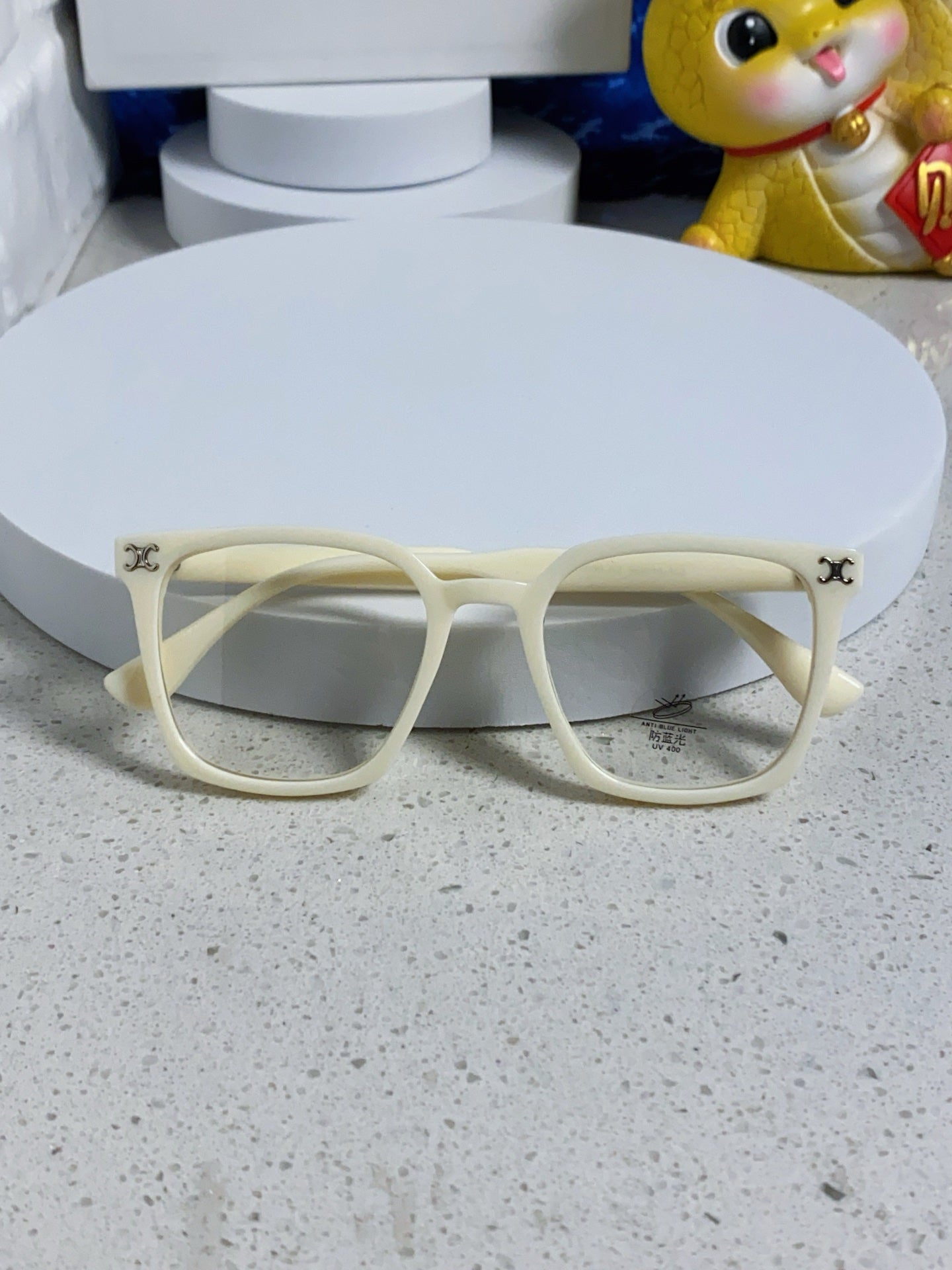 Celine TRIOMPHE SUNGLASSES 563254 IN IVORY ACETATE