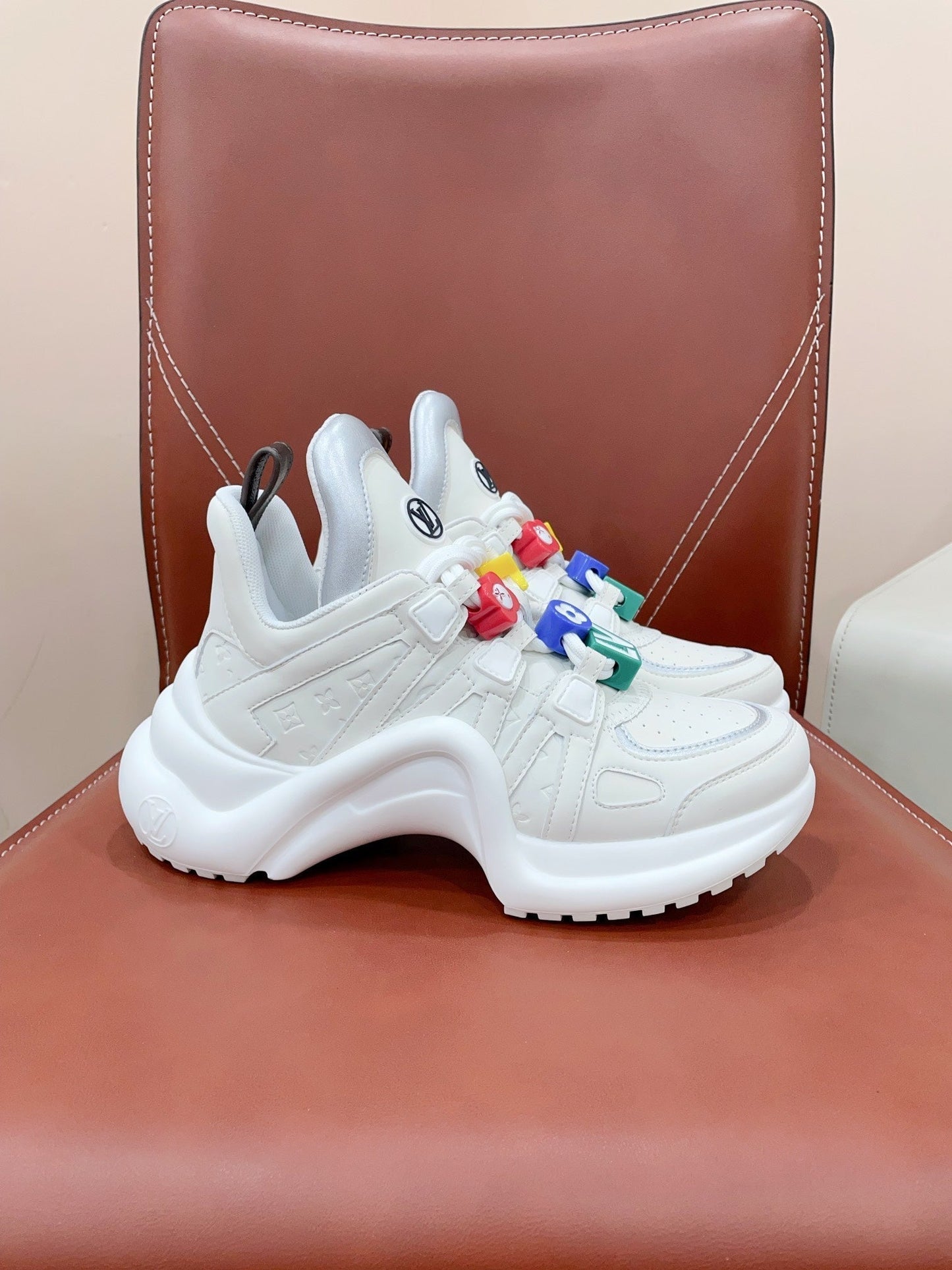 Louis Vuitton Archlight Sports Shoes White With Gray Border Calfskin
