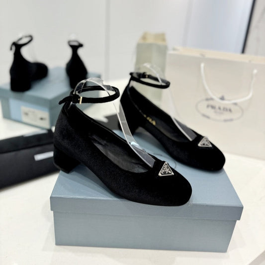 PRADA Pumps 40 Square Sole Black Velvet