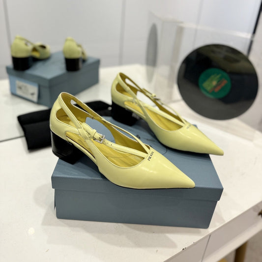 PRADA Pumps 50 Square Sole Vanilla Patent Leather