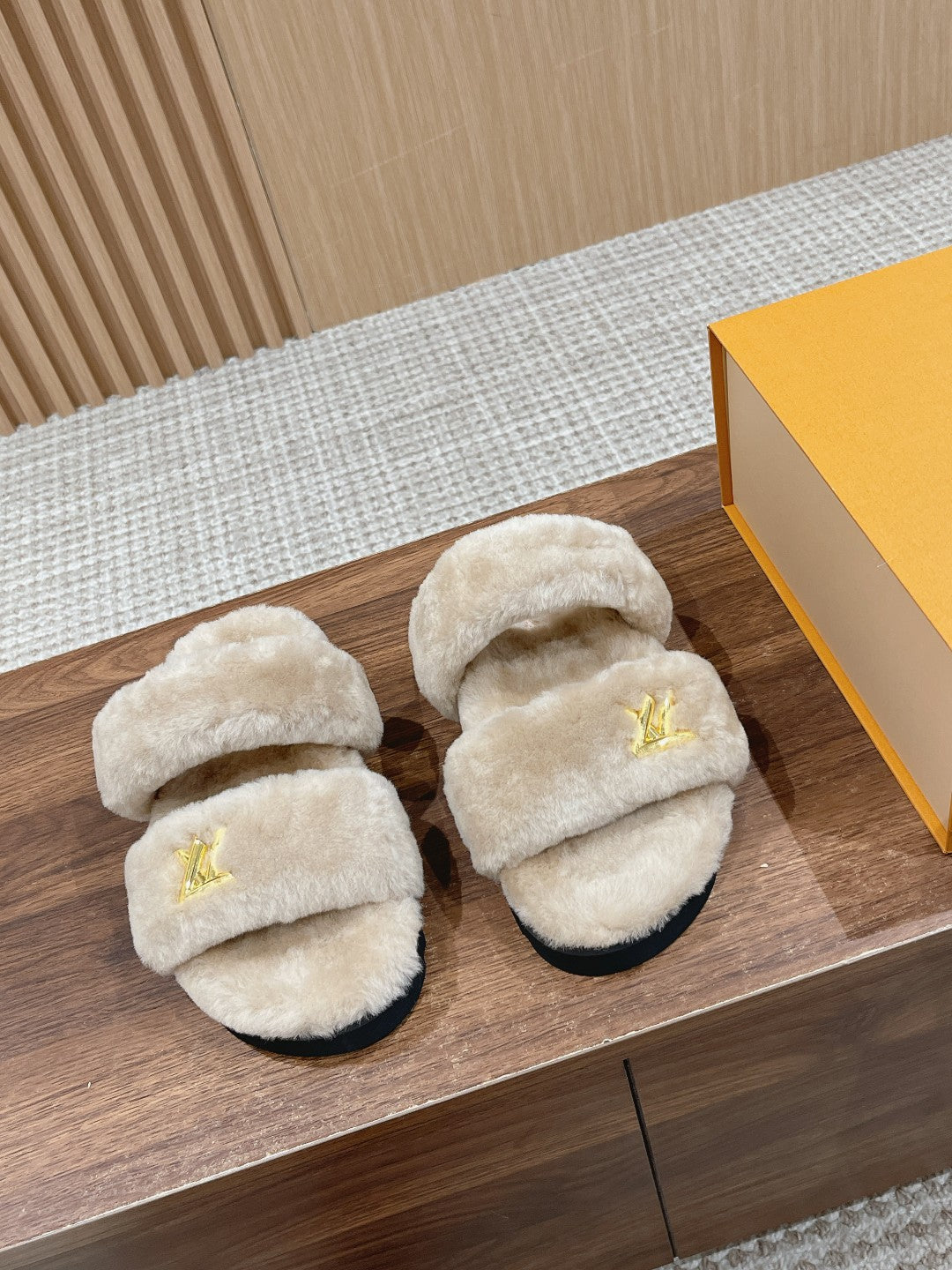 Louis Vuitton Sunset Flat Comfort Mule Light Brown Wool