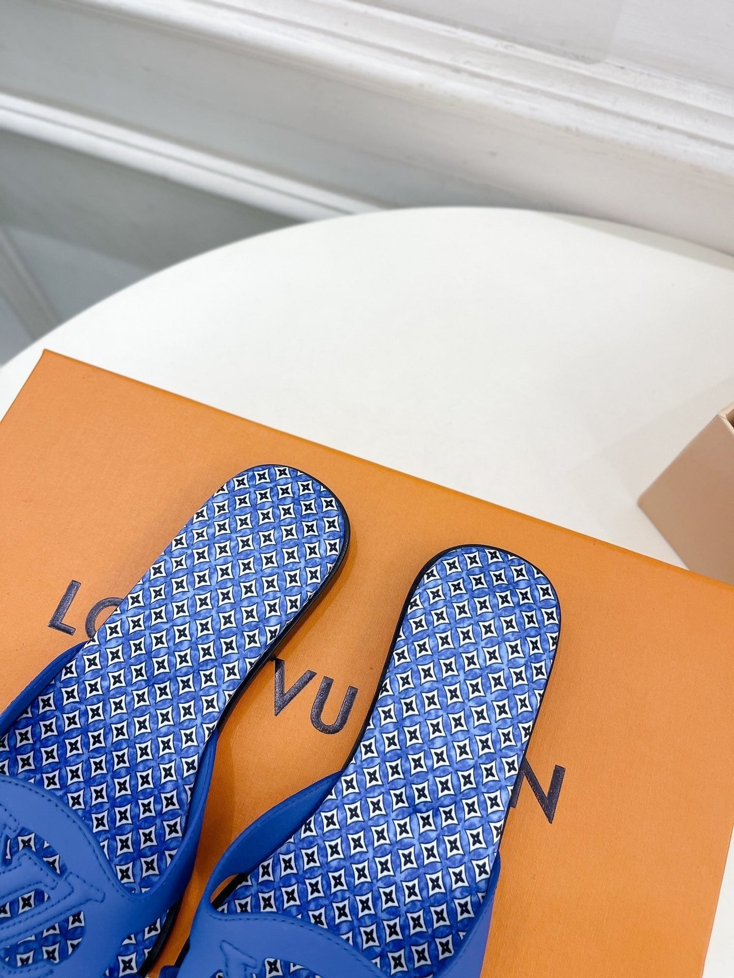 Louis Vuitton sandal isola flat mule blue calfskin star monogram