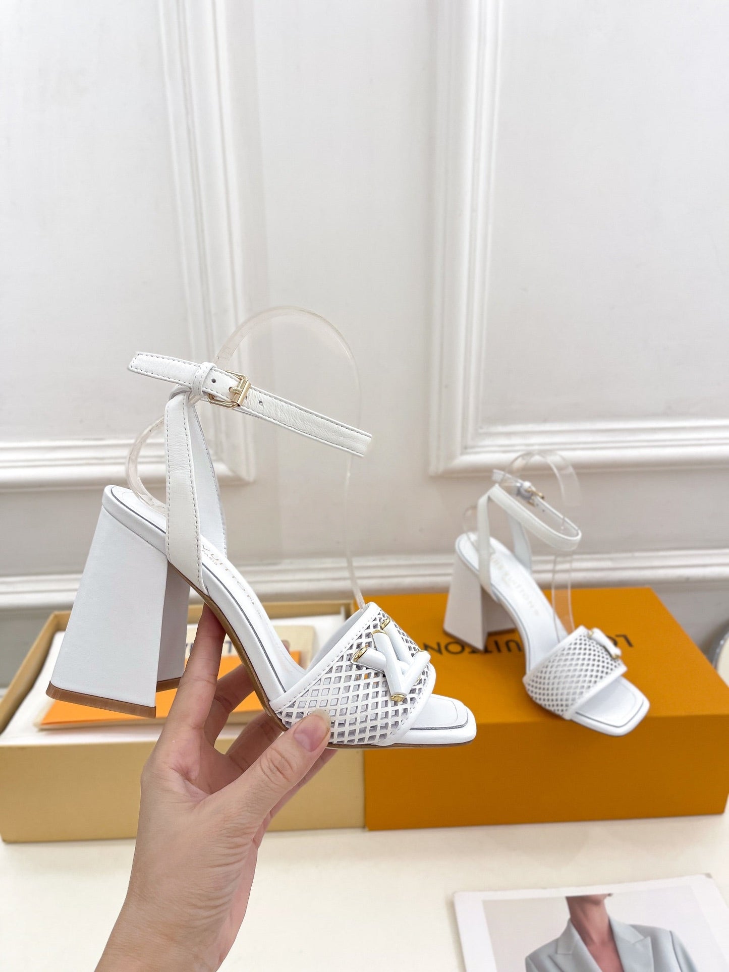 Louis Vuitton shake platform 90 white calfskin