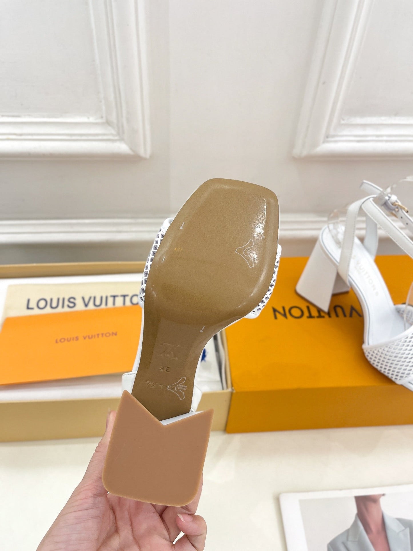 Louis Vuitton shake platform 90 white calfskin