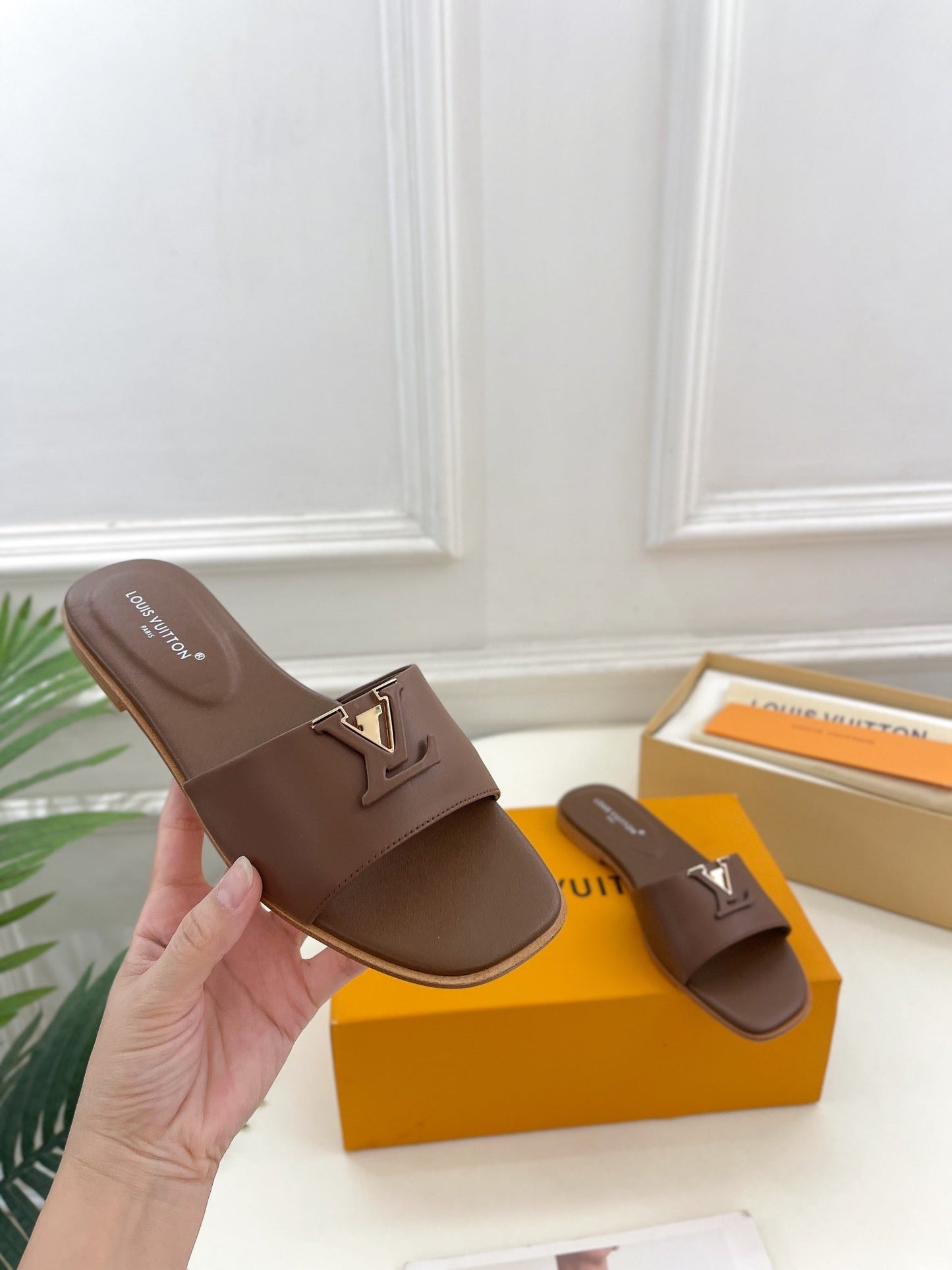 Louis Vuitton capri flat mule chocolate calfskin